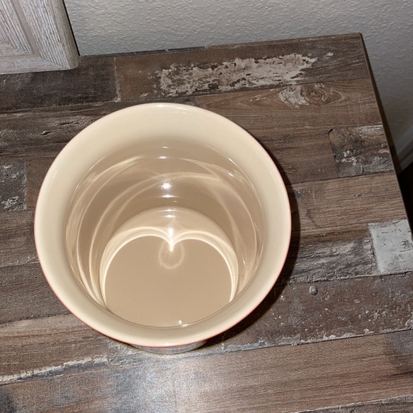 COPY - New Le Creuset small intensity holder red or cerise. - Picture 3 of 3